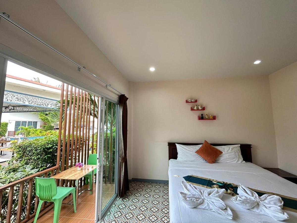 Baanloksouylokchay Hotel HHQ Quarto foto